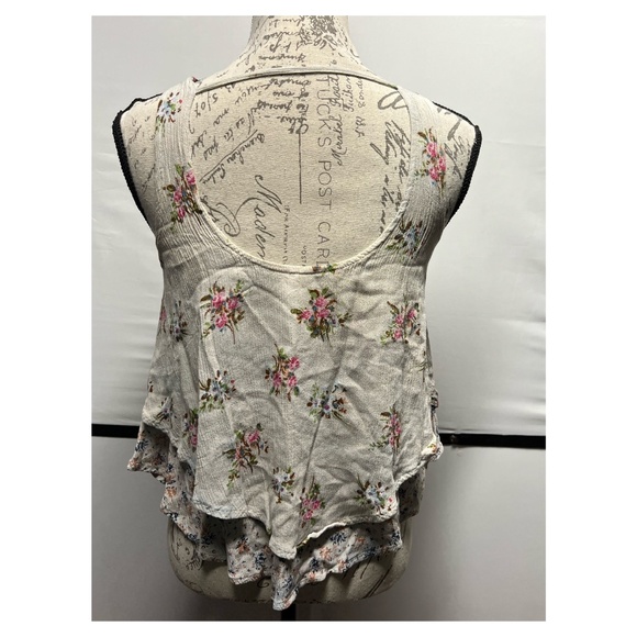 Mossimo Layered Tank #P454601 - Picture 2 of 3